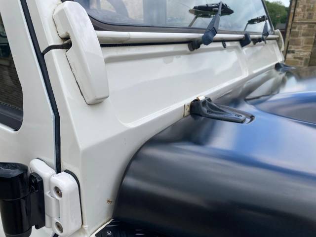 2008 Land Rover Defender 110 2.5 county station wagon