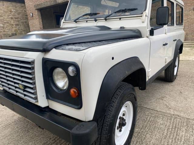 2008 Land Rover Defender 110 2.5 county station wagon