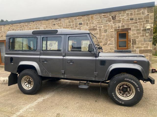 Land Rover Defender 110 2.5 110 Four Wheel Drive Diesel Grey
